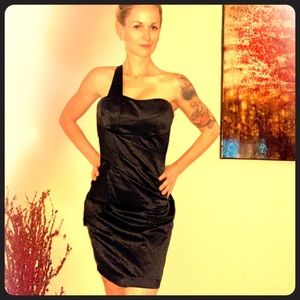 Sexy off-shoulder cocktail dress